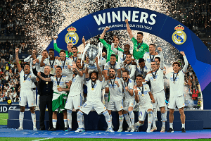 900.000-euros-brutos-para-cada-jugador-del-real-madrid-por-supercopa,-liga-y-champions