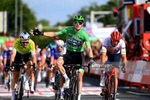 el-covid-pisa-fuerte-en-la-vuelta:-sam-bennett-abandona