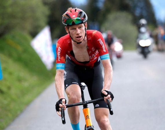 bahrain-victorious-renueva-la-confianza-en-uno-de-sus-vueltomanos