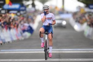 wollongong-2022:-backstedt-y-fisher-black,-campeonas-en-junior-y-sub-23