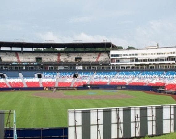 asi-avanza-la-remodelacion-del-estadio-rod-carew