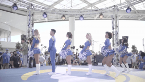 el-equipo-de-porristas-de-los-rams-esta-lleno-de-orgullo-latino