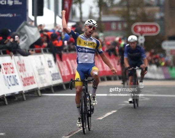 la-escapada-sorprende-al-peloton-en-el-tour-de-gran-bretana