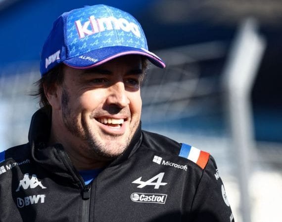 alonso:-“mi-objetivo-es-ganar-y-por-eso-el-cambio-a-aston-martin”