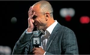 video:-asi-fue-el-momento-en-que-manu-ginobili-recibio-su-anillo-y-chaqueta-de-salon-de-la-fama