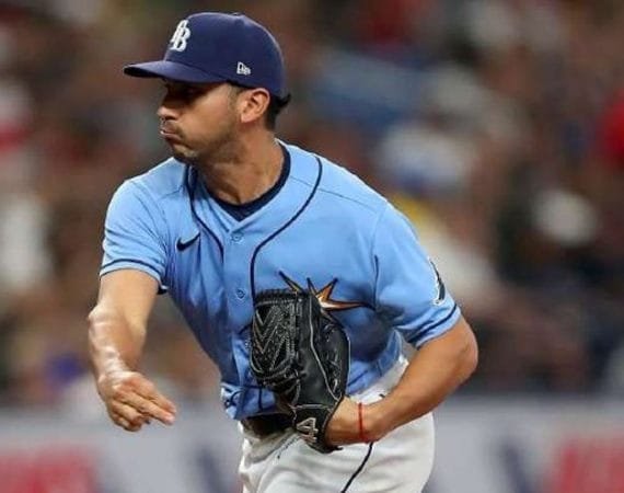 mlb:-'javy'-guerra-participo-de-un-juego-especial-para-los-rays