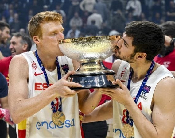 “este-eurobasket-nos-ha-cambiado-la-vida-a-todos”