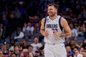 doncic-impresiona-en-la-pretemporada:-16+3+5-en-18-minutos