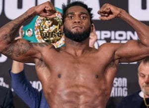 carlos-adames-noquea-en-el-tercero-a-juan-macias-montiel-–-solo-boxeo