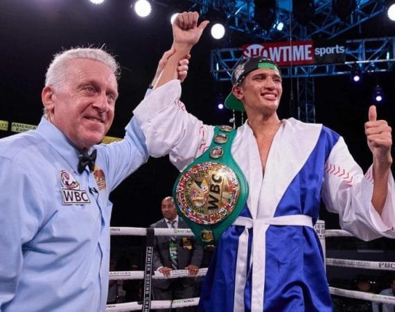 “la-torre-infernal”-gano-sin-drama-y-sin-noquear,-adames-noquea-a-montiel-sin-esfuerzo-–-solo-boxeo