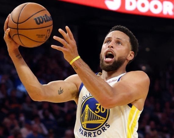 la-marca-historica-de-stephen-curry-para-vencer-a-lakers-que-no-se-veia-hace-7-anos-en-la-nba