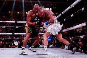 jake-paul-sigue-invicto-tras-ganar-a-la-leyenda-de-la-ufc-anderson-silva