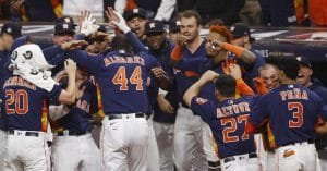 a-celebrar-con-champana,-astros-de-houston-ganaron-la-serie-mundial-en-6-juegos