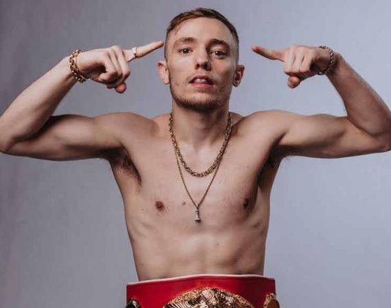 sunny-edwards-retiene-ante-felix-alvarado-–-solo-boxeo