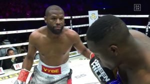 mayweather-acaba-con-deji-en-el-sexto-–-solo-boxeo