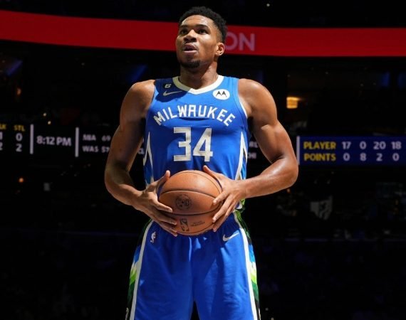 giannis-antetokounmpo-dio-explicacion-de-su-'dia-de-furia'-e-incidente-viral-con-personal-de-philadelphia-76ers