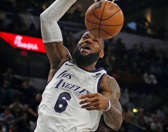 video:-la-jugada-de-lebron-con-lakers-en-la-nba-con-mas-de-100.000-reproducciones-en-2-horas
