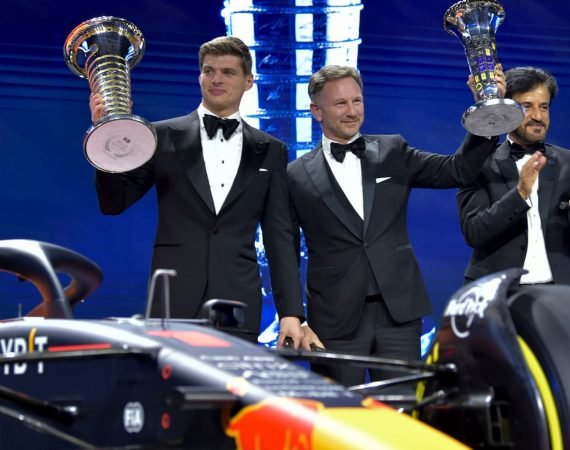 arrasar-le-cuesta-6-millones-a-red-bull