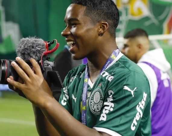 el-real-madrid-ficha-al-delantero-brasileno-de-16-anos-endrick,-procedente-del-palmeiras