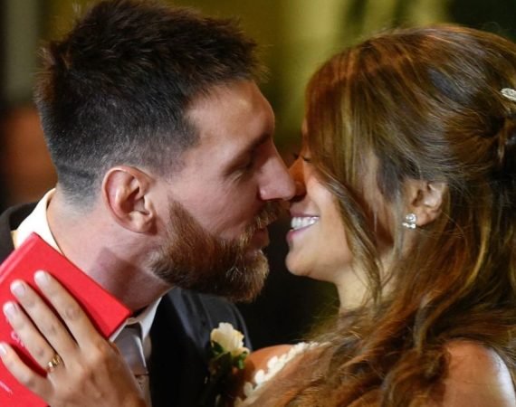 leo-messi-y-antonela-roccuzzo,-los-protagonistas-de-una-historia-de-amor-que-atraveso-el-tiempo-y-la-distancia