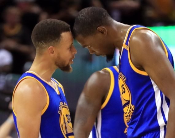 el-gm-de-warriors-revelo-el-mensaje-que-curry-le-envio-a-durant-para-que-firmara-con-golden-state
